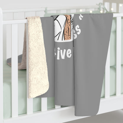 Gray Fleece Throw – Miester Blanket “Give me a hug” – 150x130cm