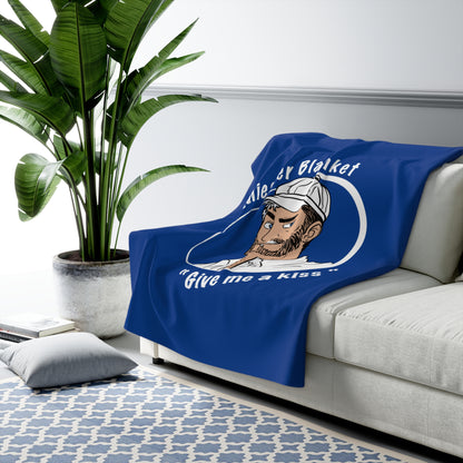 Dark Blue Fleece Throw – Miester Blanket “Give me a kiss” – 150x130cm
